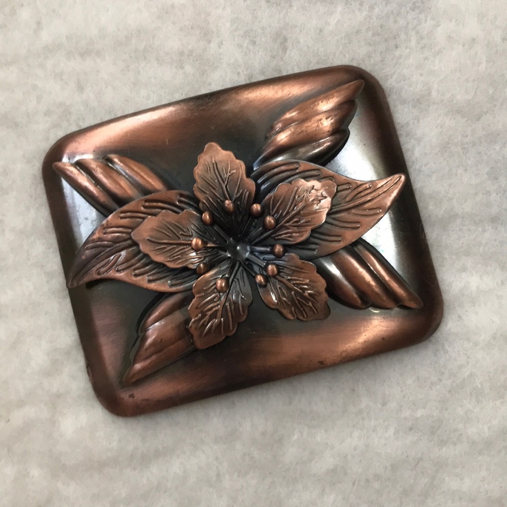 Vintage Copper-colored belt buckle